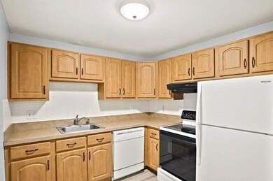 800 County St unit 8, Taunton, MA 02780 - photo 5