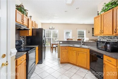 2220 Wexford Way, Statesville, NC 28625 - photo 4