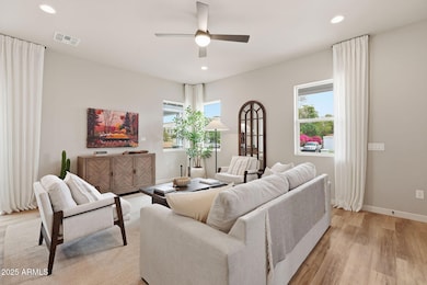 122 W Holcomb Ln, Phoenix, AZ 85003 - photo 4