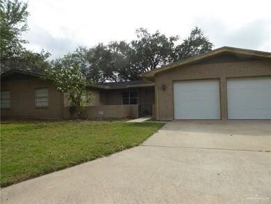 812 S Oregon Ave, Weslaco, TX 78596 - photo 2