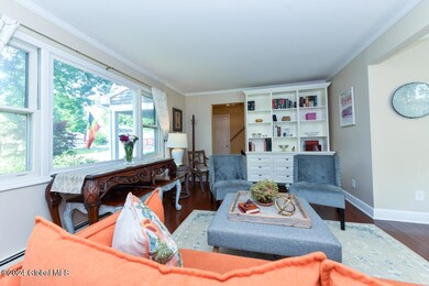 49 Parkwyn Dr, Delmar, NY 12054 - photo 4