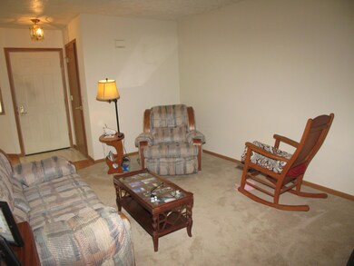 717 Millcrest Dr, Marysville, OH 43040 - photo 5