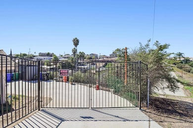 4025 C St, San Diego, CA 92102 - photo 4