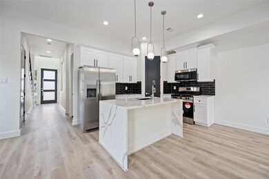 6909 Cluett St, Houston, TX 77028 - photo 7