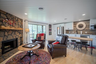 17620 Pinnacle Lane-03