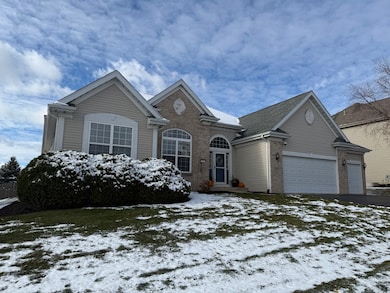 12434 Kings Point Dr, Loves Park, IL 61111 - photo 2