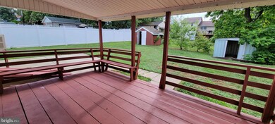 420 Lafayette Ave, Catonsville, MD 21228 - photo 3