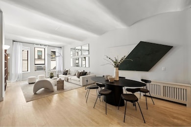 4 W 16th St unit 4A, New York, NY 10011 - photo 2