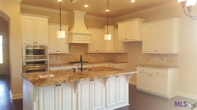 Gourmet Kitchen