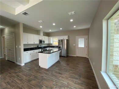 1900 Taft St unit 4, Weslaco, TX 78599 - photo 3