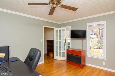 5422 Huckleberry Ln, Sykesville, MD 21784 - photo 4