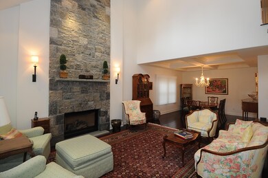 06 Living Room