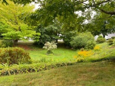 22 Windsor Ct, Keene, NH 03431 - photo 2