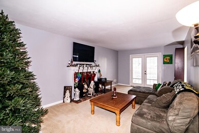 10803 Cobblestone Dr, Spotsylvania, VA 22553 - photo 2