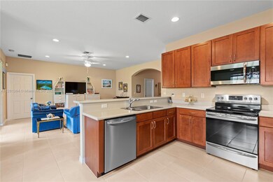 Stainless appliances.