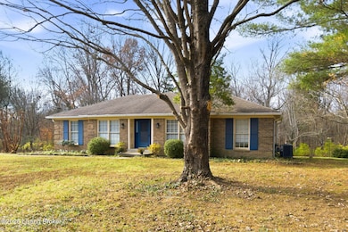 4114 Suwanee Dr, La Grange, KY 40031 - photo 3