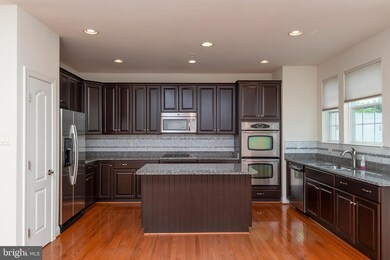 9754 Northern Lakes Ln, Laurel, MD 20723 - photo 7