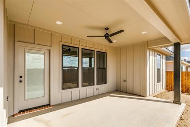 821 Holbrook Rd, Springtown, TX 76082 - photo 6