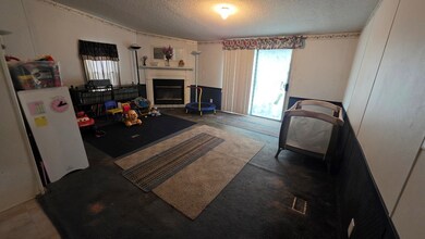 507 W Altamaha St, Fitzgerald, GA 31750 - photo 3