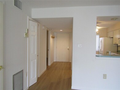 5236 Lake Village Dr unit 61, Sarasota, FL 34235 - photo 3