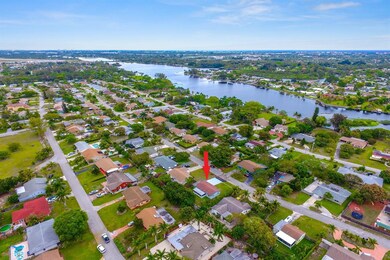 6873 Westview Dr, Lake Worth, FL 33462 - photo 3