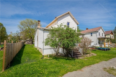 106 Level St, Bentleyville, PA 15314 - photo 2