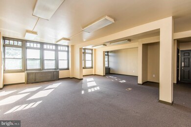 21 E Lancaster Ave unit 2, Ardmore, PA 19003 - photo 2