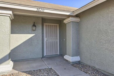 003_Entryway.jpg