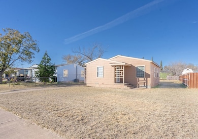 1117 E Estes Ave, Midland, TX 79701 - photo 2