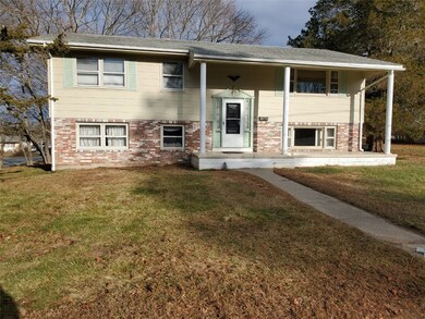 5 W Beach St, Westerly, RI 02891 - photo 2