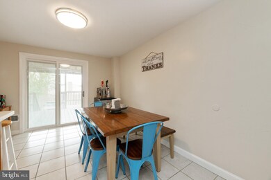 7506 Hillsway Ave, Parkville, MD 21234 - photo 6