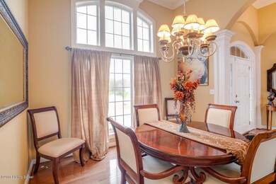 6216 Saskatchewan Dr, Louisville, KY 40228 - photo 7