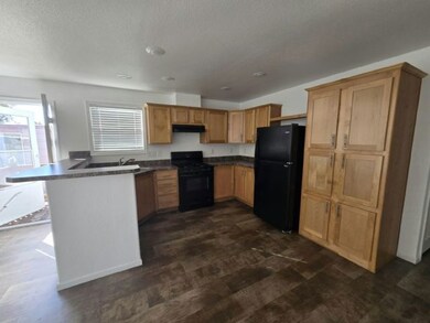 3642 Boulder Hwy unit 134, Las Vegas, NV 89121 - photo 2
