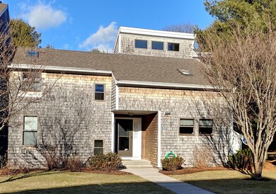 10 D Riverview Ave