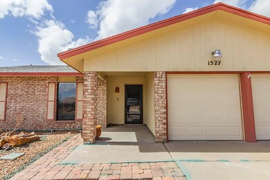 1527 Charles Owens Dr, El Paso, TX 79936 - photo 2