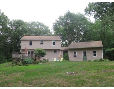 136 E Charlton Rd, Spencer, MA 01562 - photo 4