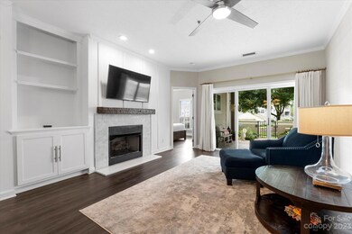 Great Room w/fireplace