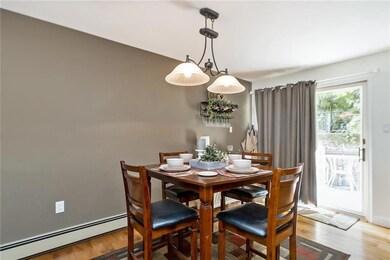 Dining roon with sliding door to deck
