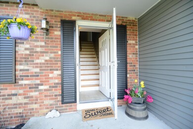 911 Conestoga Dr, Columbus, OH 43213 - photo 3