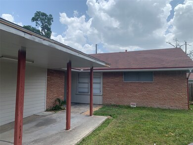 10422 Kelburn Dr, Houston, TX 77016 - photo 4