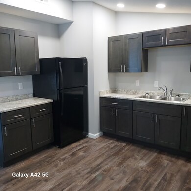 907 E Fairview Dr, Tuscola, IL 61953 - photo 4