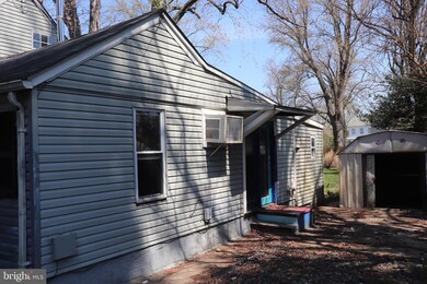 1817 Centre St, Halethorpe, MD 21227 - photo 3