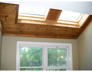 9 Goldenrod Ct unit 9, South Grafton, MA 01560 - photo 3