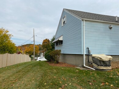 24 Maxdale Rd, Worcester, MA 01602 - photo 6