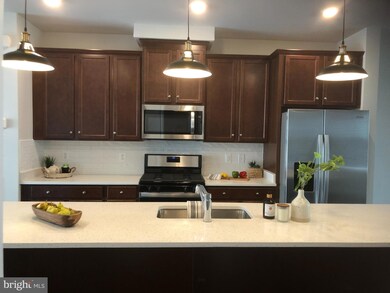 11016 Blackburn Cove Ln, Manassas, VA 20109 - photo 3