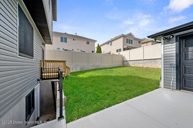 5639 Amboy Rd, Staten Island, NY 10309 - photo 3