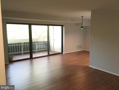 Lafayette Park unit 602, Falls Church, VA 22041 - photo 3