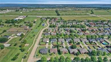 2705 Kernville Dr, Wylie, TX 75098 - photo 3