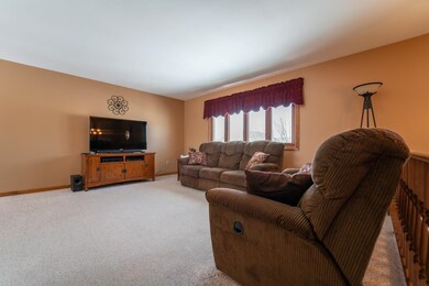 2713 Morningside Dr, Crown Point, IN 46307 - photo 2
