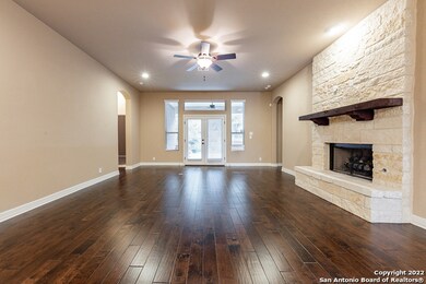 17815 Oxford Mount, Helotes, TX 78023 - photo 5